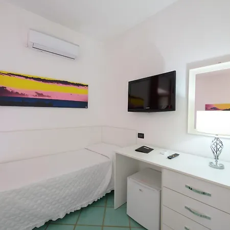 Annabelle 3* Ischia