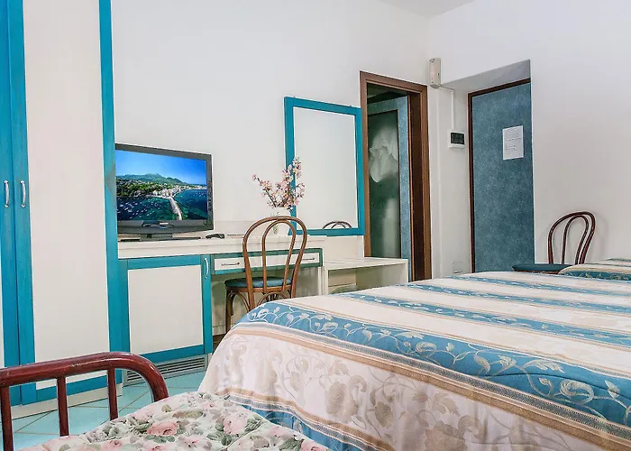 Отель Annabelle 3*