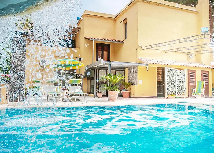 Annabelle 3* Ischia